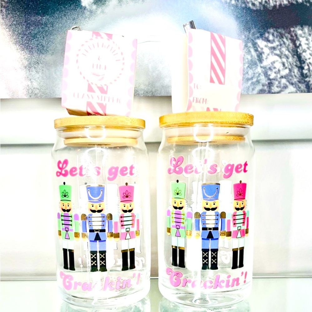 New Pastel holiday nutcracker glass sipper set of 2 with glass straws
